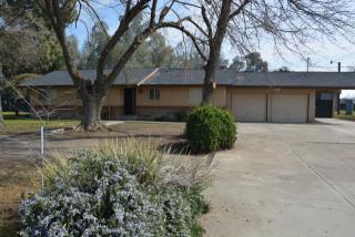 11237 13th Ave, Hanford, CA 93230-9383