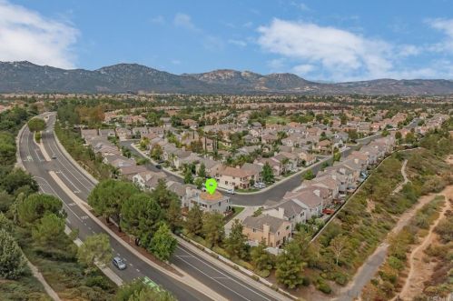 45212 Escalon St, Temecula, CA 92592-1325