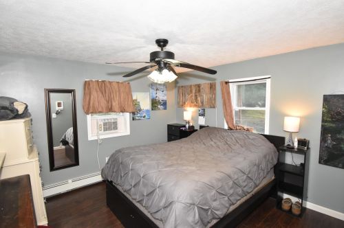 39 Essex Dr, Raymond NH  03077-2609 exterior