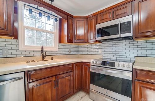 1814 Ashley Dr, Miamisburg OH  45342-3509 exterior