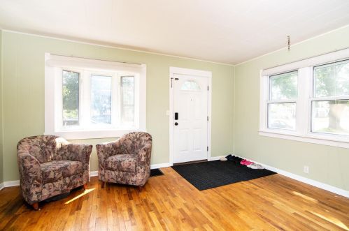 1633 Redfield St, La Crosse, WI 54601-5737