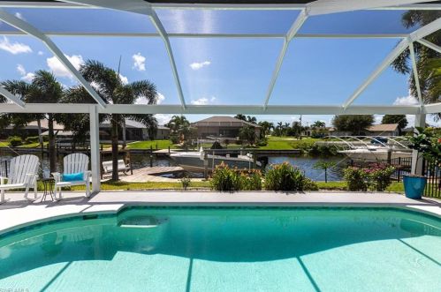 2546 30th St, Cape Coral, FL 33914-4736
