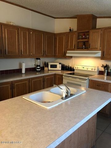 9876 Cactus Apple Ln, Tucson, AZ 85756-7984