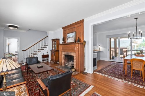 701 Hanover St, Fredericksburg VA  22401-5714 exterior