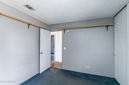 1061 Wildwood Rd, Santa Maria CA  93454-2442 exterior