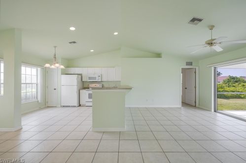 3314 30 St, Lehigh Acres FL 33976-3932 exterior