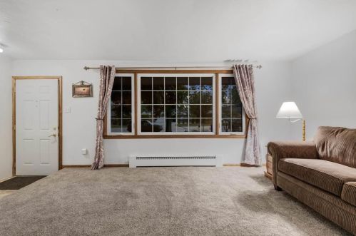 3018 Humboldt Rd, Green Bay, WI 54311-5749