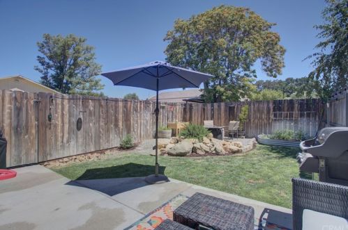 59 8th St, Templeton CA  93465-9343 exterior
