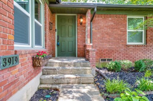 3919 Dunhaven Rd, Dallas, TX 75220-3735