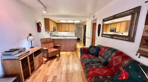 854 Congressional Rd, Simi Valley CA 93065-6613 exterior