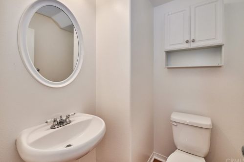 20 Travis Rd, Buena Park CA  90621-8426 exterior