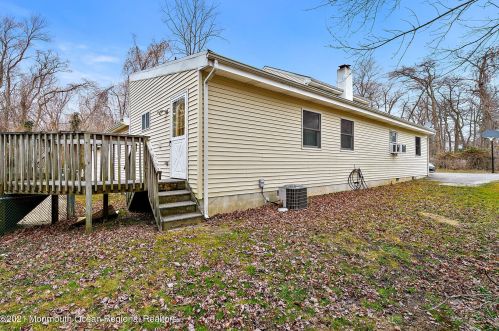 1011 1st Ave, Belmar NJ  07719-3301 exterior