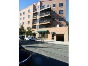 105 Kings Hwy, Brooklyn, NY 11214-1525