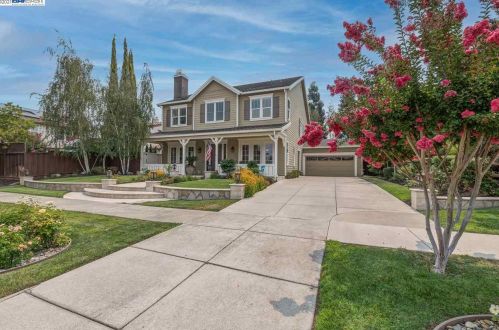 2725 Vine Dr, Livermore, CA 94550-6851