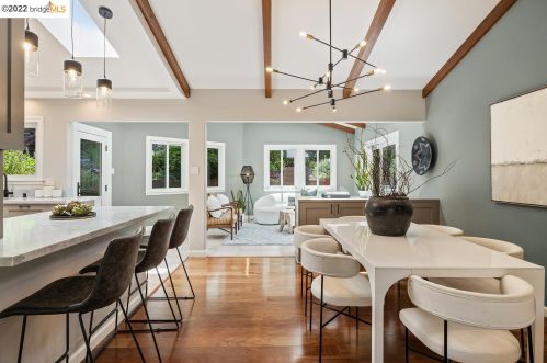 61 Calvert Ct, Oakland CA 94611-3436 exterior