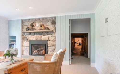 20 Hidden Brook Dr, Brookfield Center CT  06804-1306 exterior