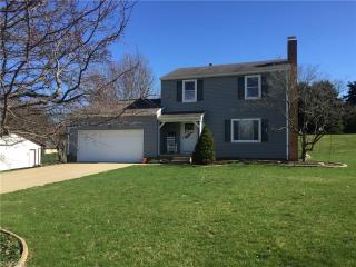 6078 Lakewood St, Canton, OH 44718-1347