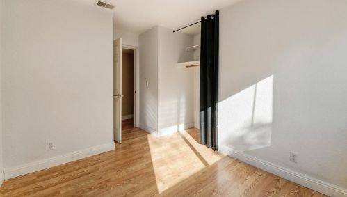 8437 Juglans Dr, Citrus Heights CA  95662-3048 exterior