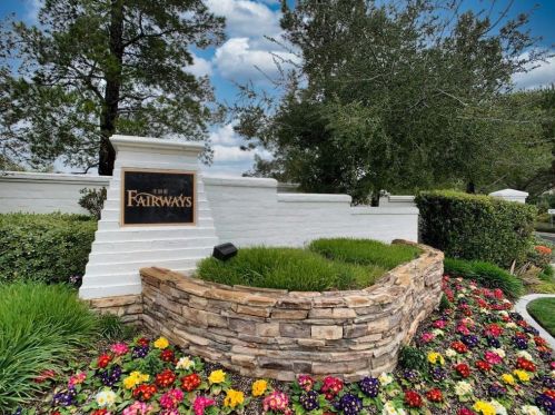 33358 Embassy Ave, Temecula CA  92592-1320 exterior