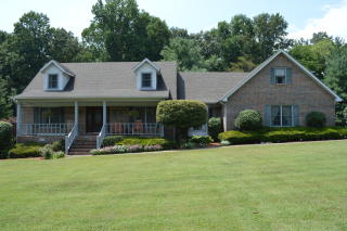 130 Lake Ln, Winchester, TN 37398-4562