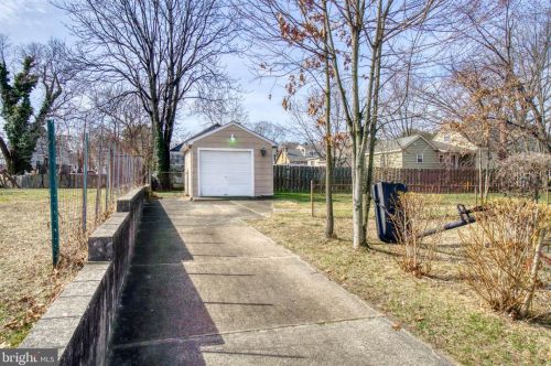 366 Clements Bridge Rd, Runnemede NJ  08078-1919 exterior