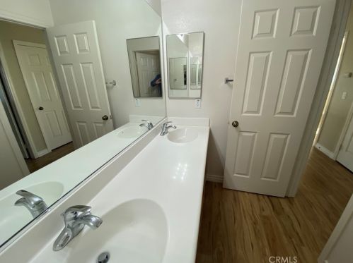 1323 Burdock St, Beaumont CA  92223-8301 exterior