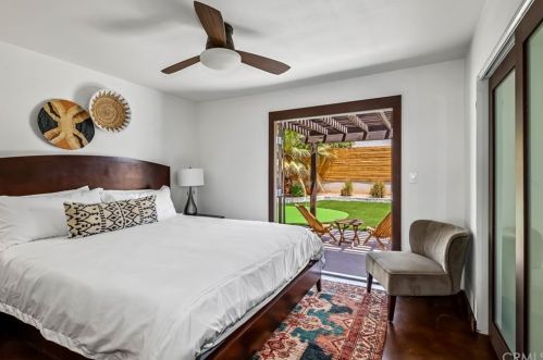 46500 Cameo Palms Dr, La Quinta CA  92253-2016 exterior
