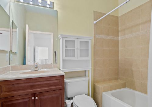 4120 Artesa Dr, Boynton Beach FL  33436-2628 exterior