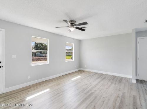 1509 Polynesian Ln, Sebastian FL  32958-6535 exterior