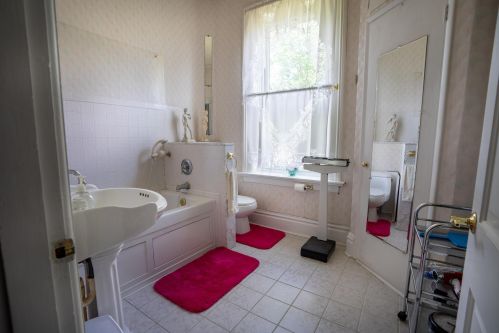 1571 Dyer Rd, Darbydale OH  43123-9738 exterior