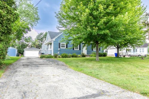 1348 30th Ave, Kenosha, WI 53144-2964