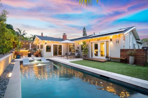 3987 Broadlawn St, San Diego CA 92111-3318 exterior