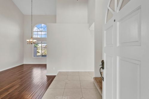 27606 Moonlight Pl, Santa Clarita, CA 91384-3594