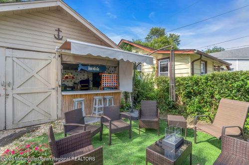 309 Ave, Belmar NJ 07719-2429 exterior