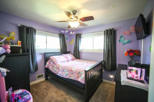 2823 103, Milwaukee WI 53214-2555 exterior