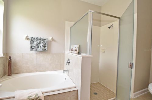 15600 Montesino Dr, Orlando FL 32828-6740 exterior