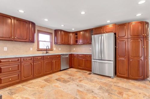 3594 Old Butler Rd, New Castle PA  16101-9027 exterior