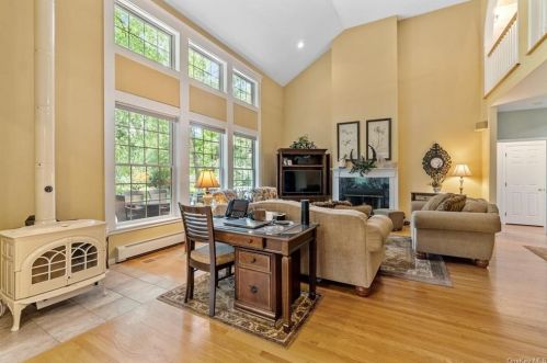 273 Mt Orange Rd, Middletown NY  10940-6771 exterior