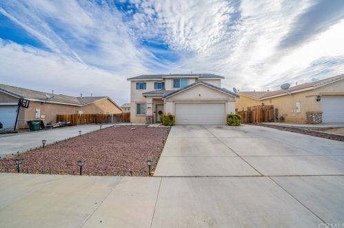 14641 Indian Wells Dr, Victorville, CA 92394-7105