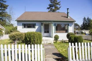 11502 Fremont Ave, Seattle, WA 98133-8233