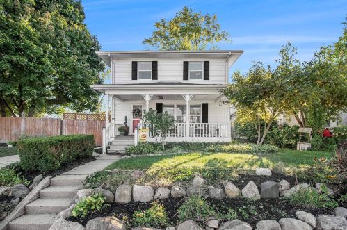 214 George St, Mishawaka, IN 46544-2654
