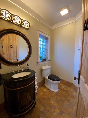 728 Gilpin St, Denver CO  80218-3634 exterior