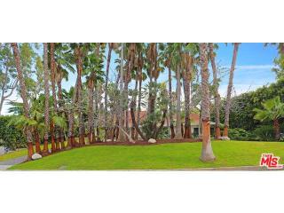 1069 Shadow Hill Way, Beverly Hills CA  90210-2306 exterior