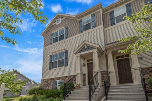 9650 Unity Ln, Minneapolis, MN 55443-5705