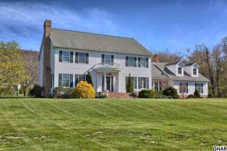 22 Natures Xing, West Enola, PA 17025-1042