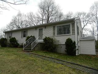 2 Pomfret Way, Coventry, RI 02827-1631