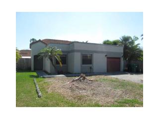 6767 104th Ave, Miami, FL 33173-1329