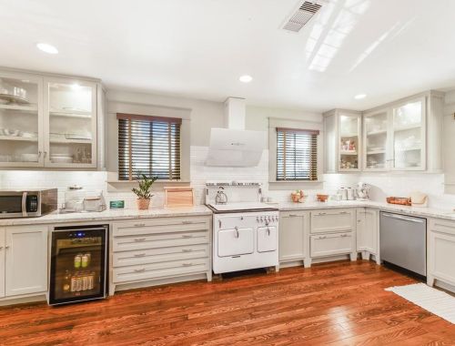 1509 Mechanic St, Galveston TX 77550-2531 exterior