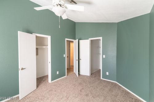 3036 Bluefield Ave, Phoenix AZ 85053-1125 exterior