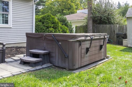 116 Howard St, Riverton NJ  08077-1328 exterior